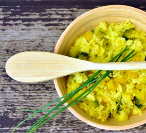Sticky Cauliflower Rice with Curry and Vegetables